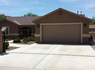 4751 Southdale Dr SW, Albuquerque, NM 87105