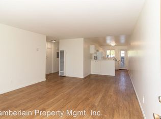 475 Chestnut Ave APT A, Carlsbad, CA 92008