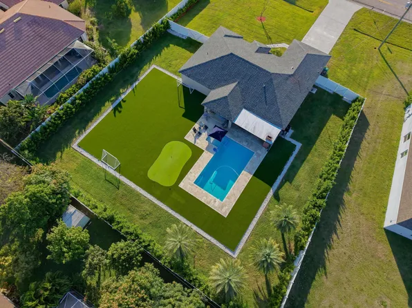 482 SW Tulip Boulevard, Port St Lucie, FL 34953