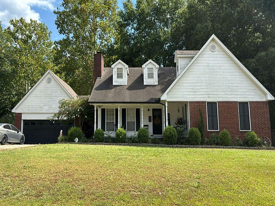 1st image of 703 W Mississippi St