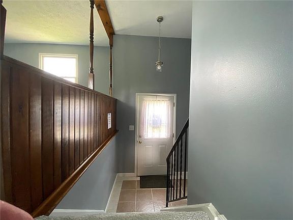 2nd image of 129 Eleanor Dr