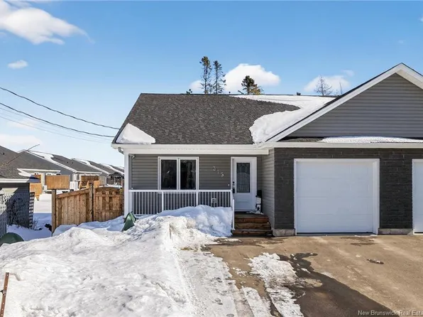 315 Teaberry Ave N, Moncton, NB E1G 6E7