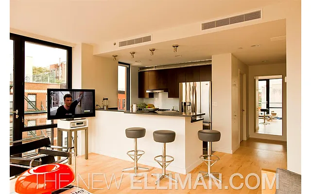 Rented by Douglas Elliman | media 31