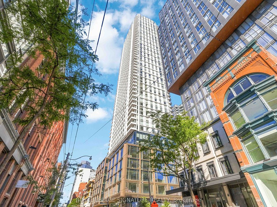 1st image of 88 Queen St E #4915