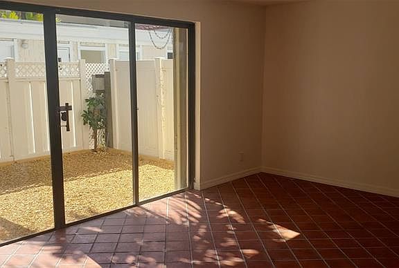 3rd image of 220 SE 10th Ave #220