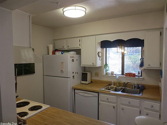 5th image of 1401 N Pierce St APT 7