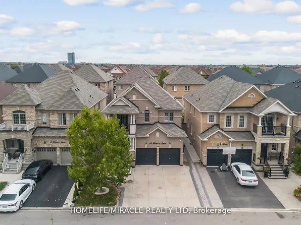 10 Kenora St, Brampton, ON L6X 5N8