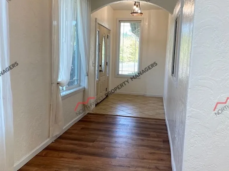 116 Taylor Rd — Photo 18