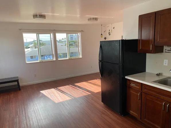 (undisclosed Address), Pearl City, HI 96782