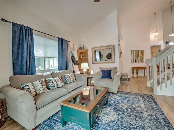 1511 Point Dr #202, Frisco, CO 80443