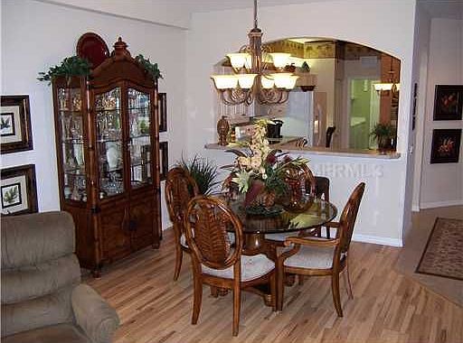 4th image of 1587 Monarch Dr #1587