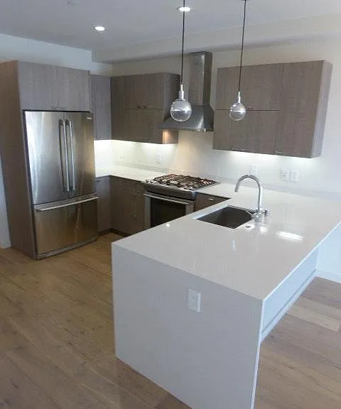 2652 Harrison St #303 — Photo 2