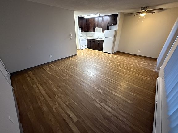 2nd image of 1902 1st St #1