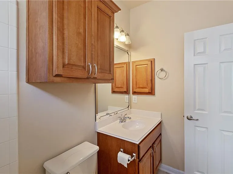2405 Speidel Dr — Photo 26