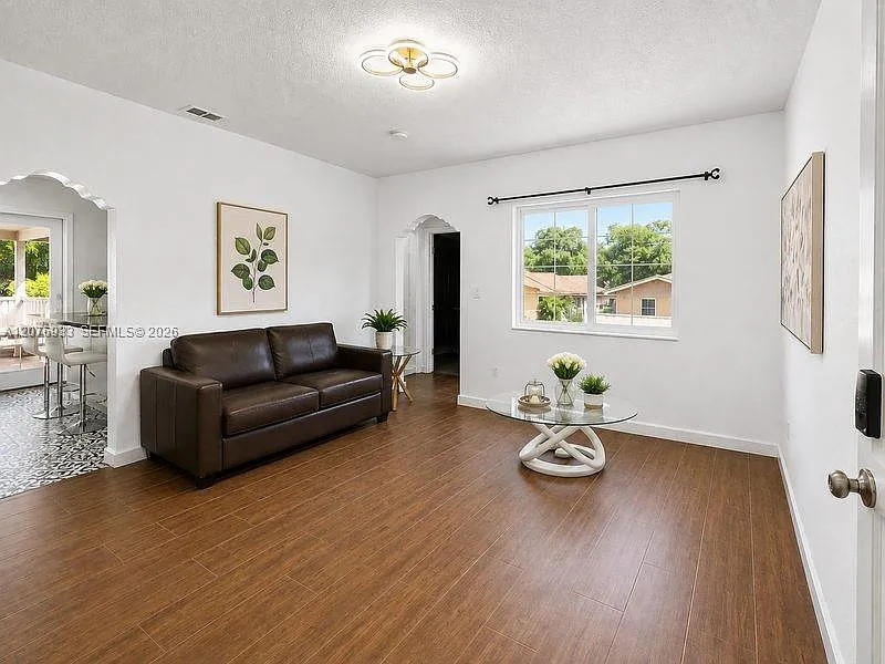 Lawrence Est Land Cos Sub — Photo 3