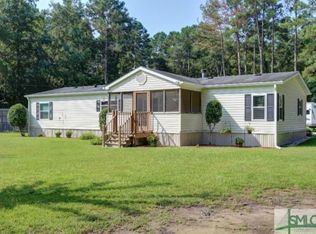 1535 Grove Point Rd, Savannah, GA 31419