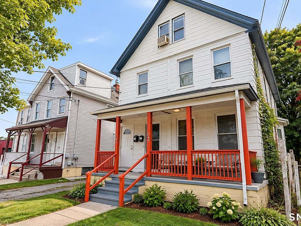 1st image of 246 Front Avenue