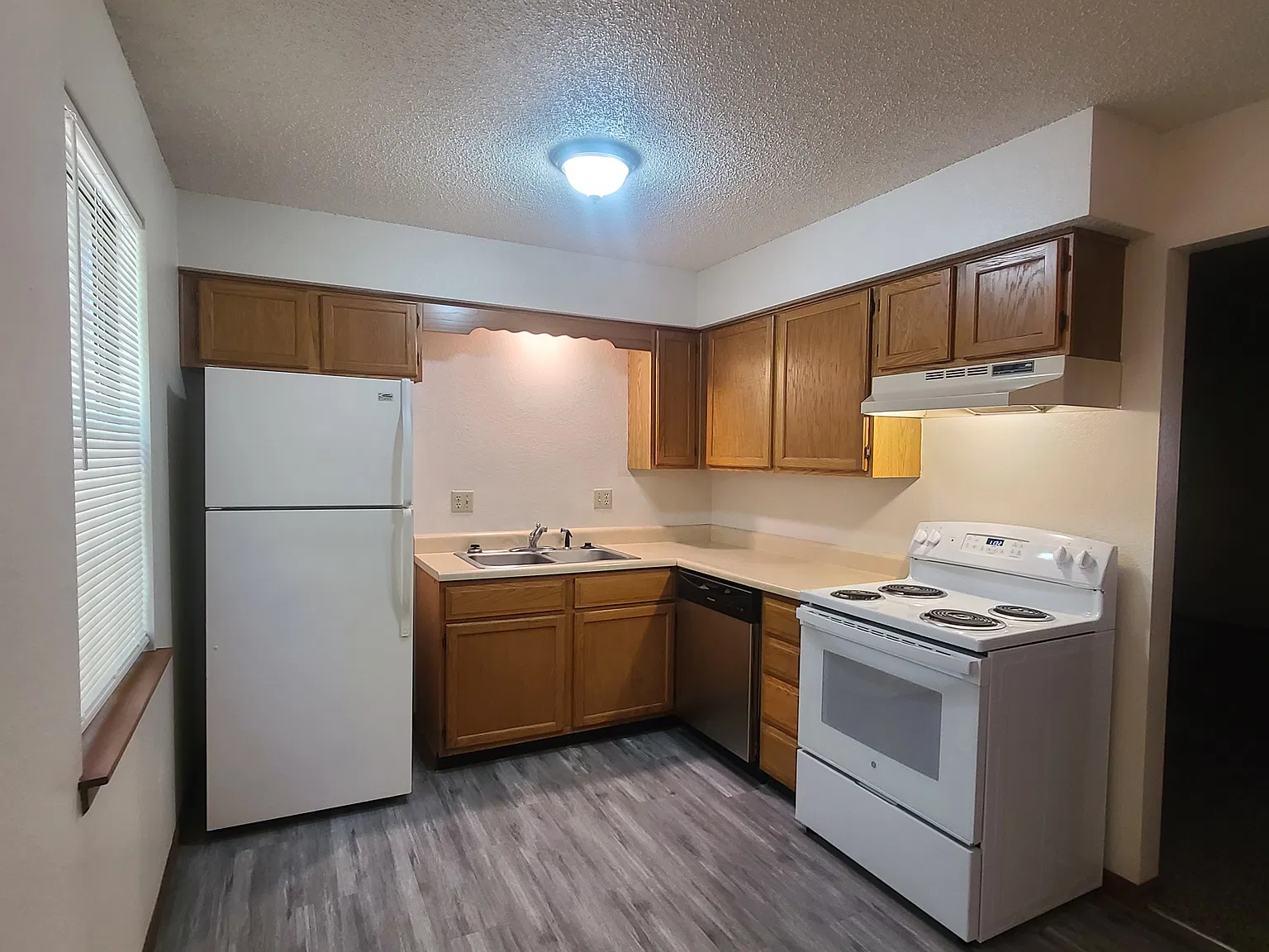 1 bed, 800 sqft, $795 — Photo 1