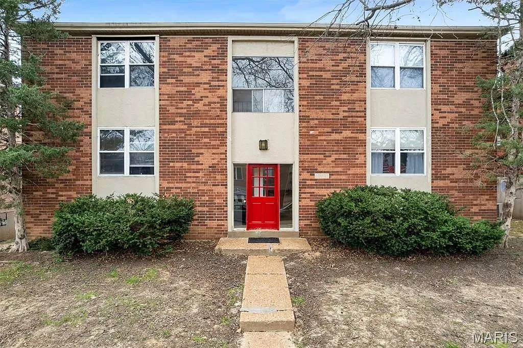 2 bed, 800 sqft, $1,250 — Photo 1