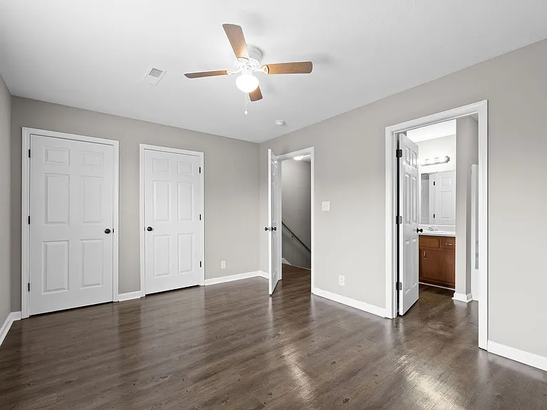 504 Patriot Park Ct — Photo 13