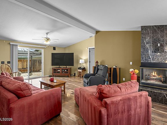 3rd image of 7651 Diamond Pointe Way