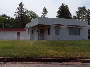 4 Hilltop Rd, Douglas, WY 82633