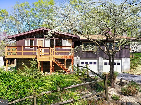 2nd image of 192 Scarlet Oak Dr