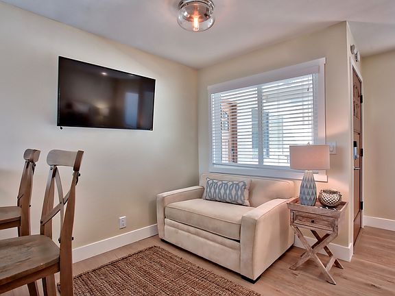 5th image of 33901 Malaga Dr APT F