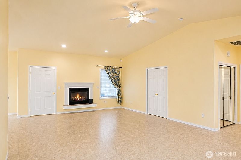 3rd image of 630 S 20th Avenue