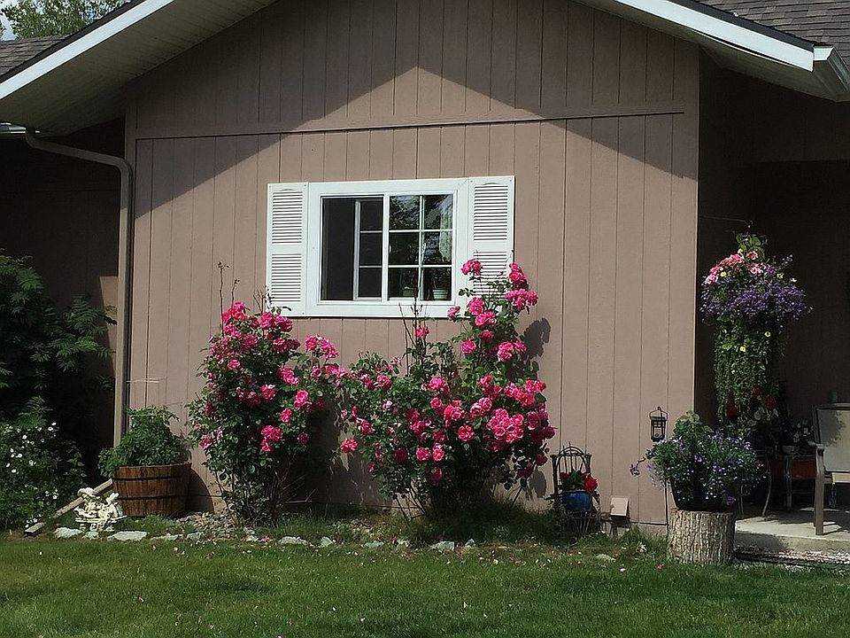 1st image of 3794 N Diana Ave