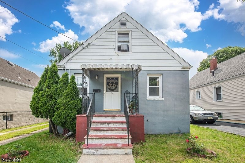 1st image of 43 Fritz St