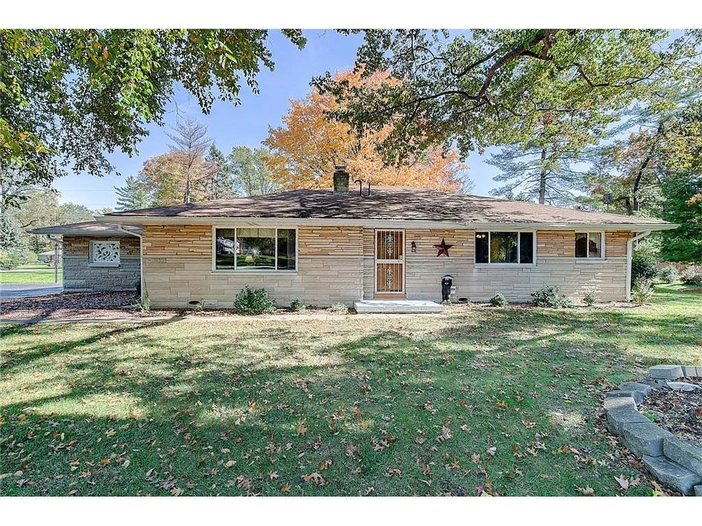 4607 Ingleside Ln photo 1