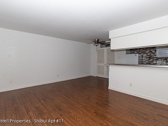 4th image of 714 Woodrow St #11