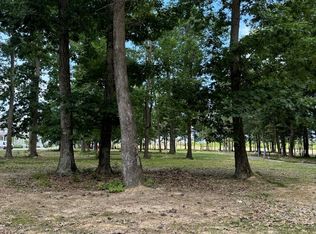 105 William Scott Ln, Cape Charles, VA 23310