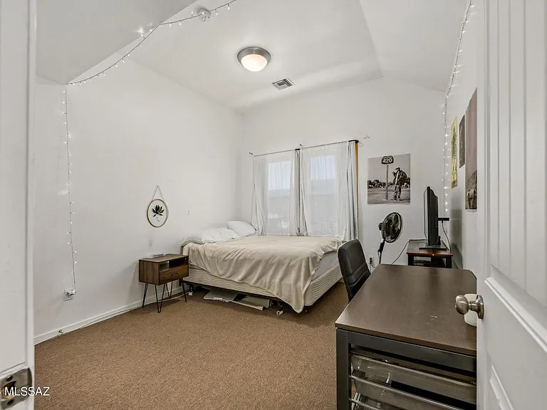 527 N Jacobus Ave — Photo 17