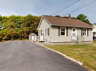 12 Hillcrest Street, Gardiner, ME 04345