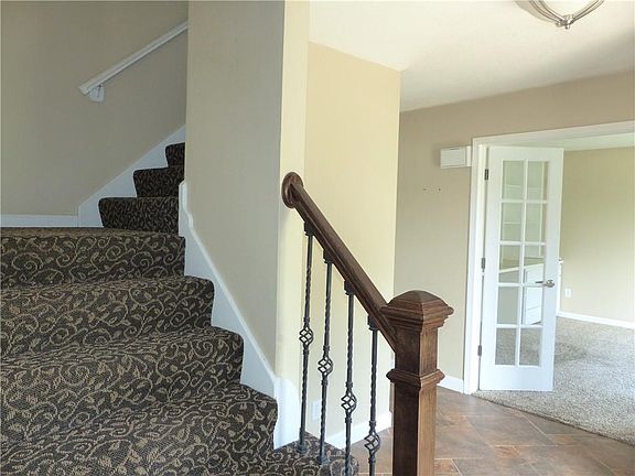 4th image of 6761 Vahalla Ct