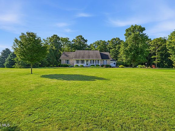 4th image of 4735 County Road 41