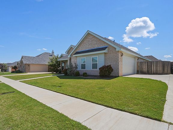 3rd image of 6609 Desert Willow Trl