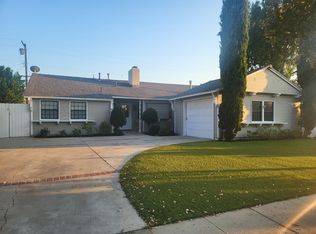 17544 Blythe St, Northridge, CA 91325