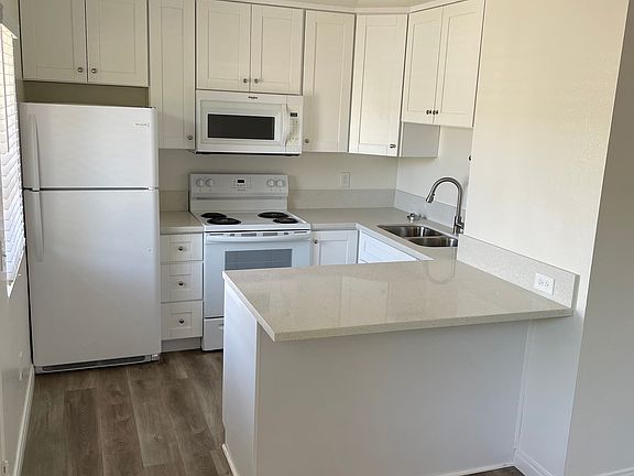 2nd image of 1038 S Sunshine Ave S #28