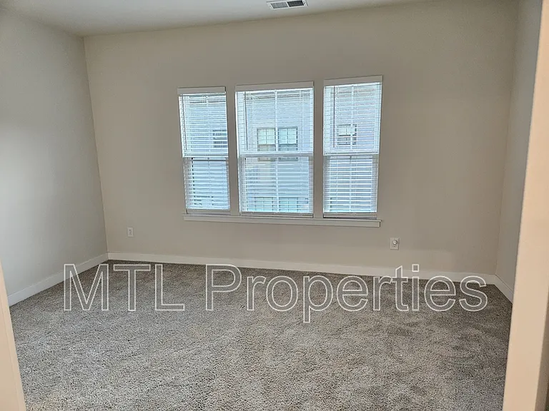 3712 Ellington St #1 — Photo 20