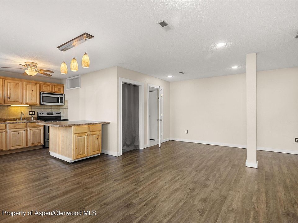 1st image of 1101 Village Rd #Ll3b