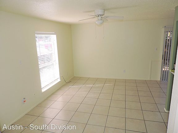 2nd image of 5903 Cougar Dr APT A
