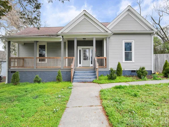 136 E Lacy St, Chester, SC 29706