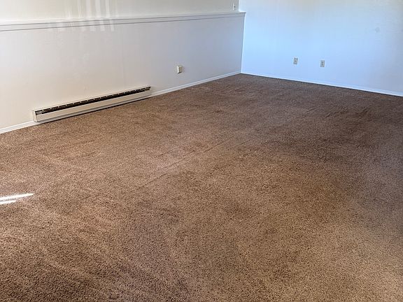 5th image of 208 Indian Paintbrush St APT 3