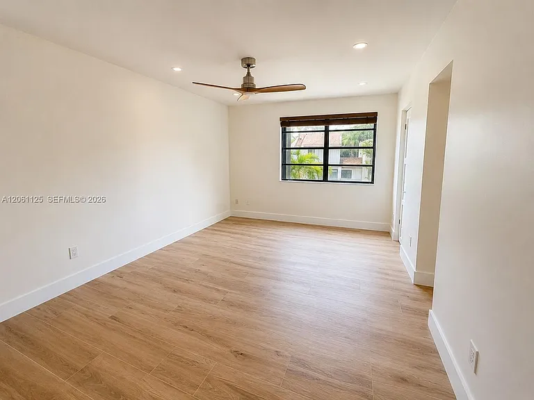 11712 SW 91st Ter — Photo 12
