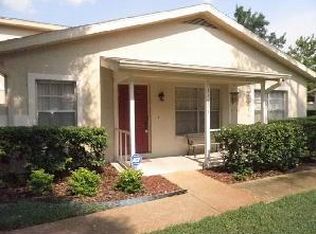 11801 Foxrun Ln, Temple Terrace, FL 33617