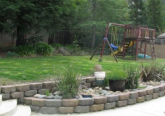 4th image of 2621 Hoffman Ct