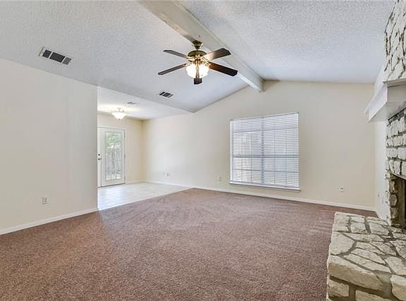 5th image of 2609 S Walker Dr